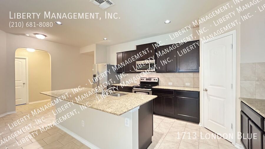 Fantastic 4 Bedroom, 2 Bath Home! property image