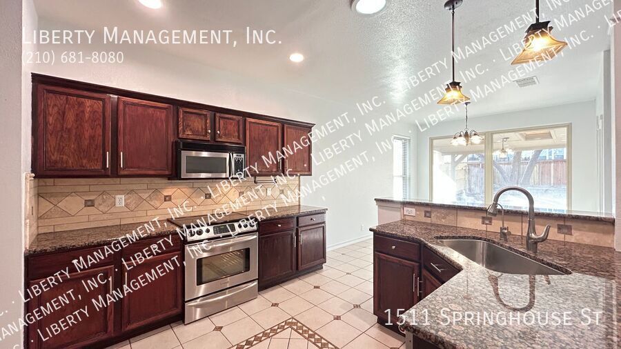 3 Bed 2 Bath Home in Gated Community on a Cul-de-sac property image