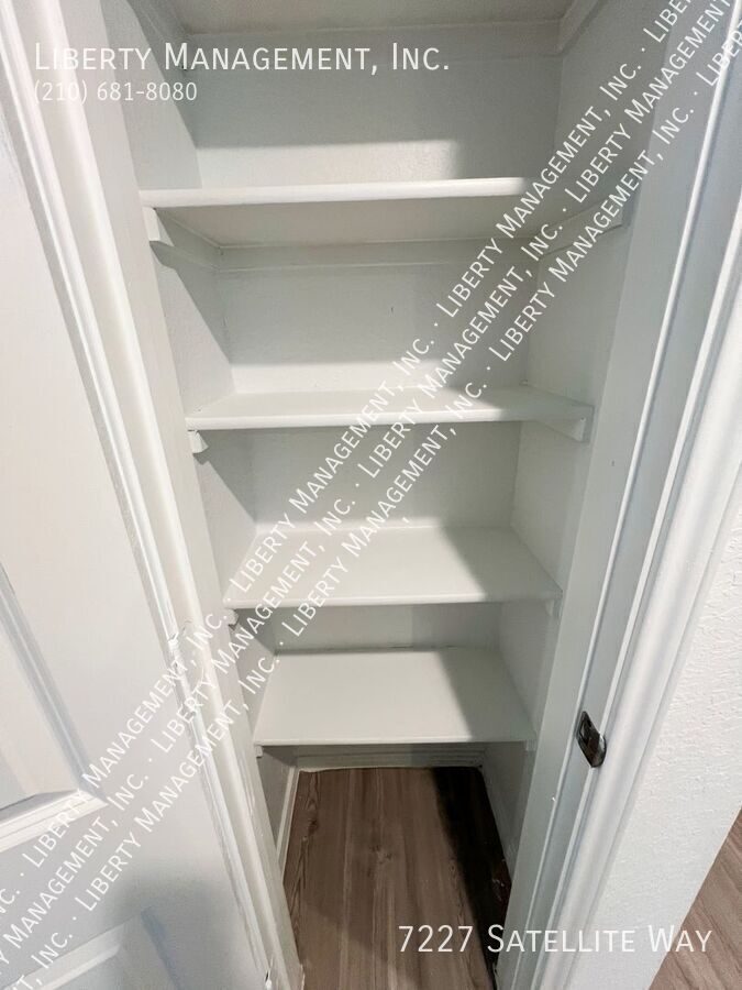 4 Bedroom, 2.5 Bath Home Available property image