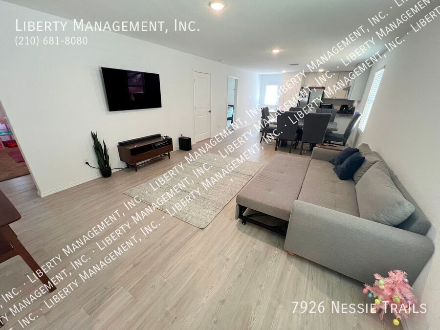 3 Bed, 2 Bath Home on Cul-de-sac property image