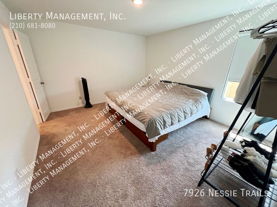 3 Bed, 2 Bath Home on Cul-de-sac property image