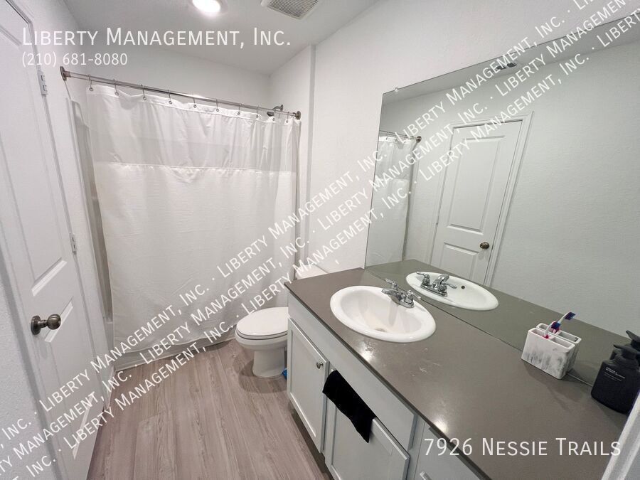 3 Bed, 2 Bath Home on Cul-de-sac property image