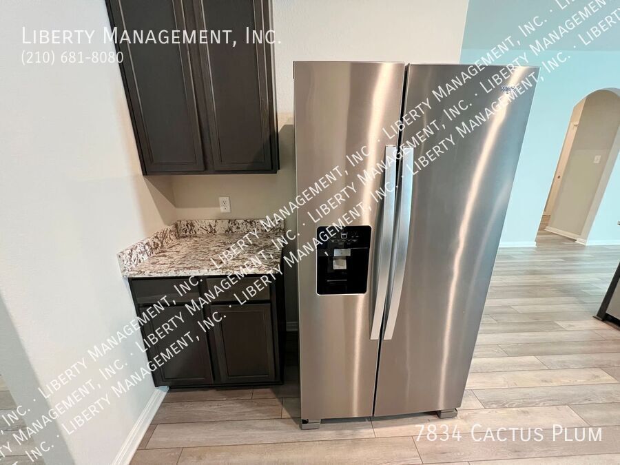 Single story 3 Bed, 2 Bath Home near Alamo Ranch property image