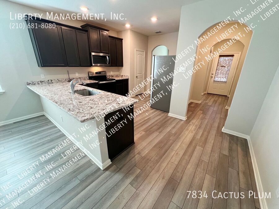 Single story 3 Bed, 2 Bath Home near Alamo Ranch property image