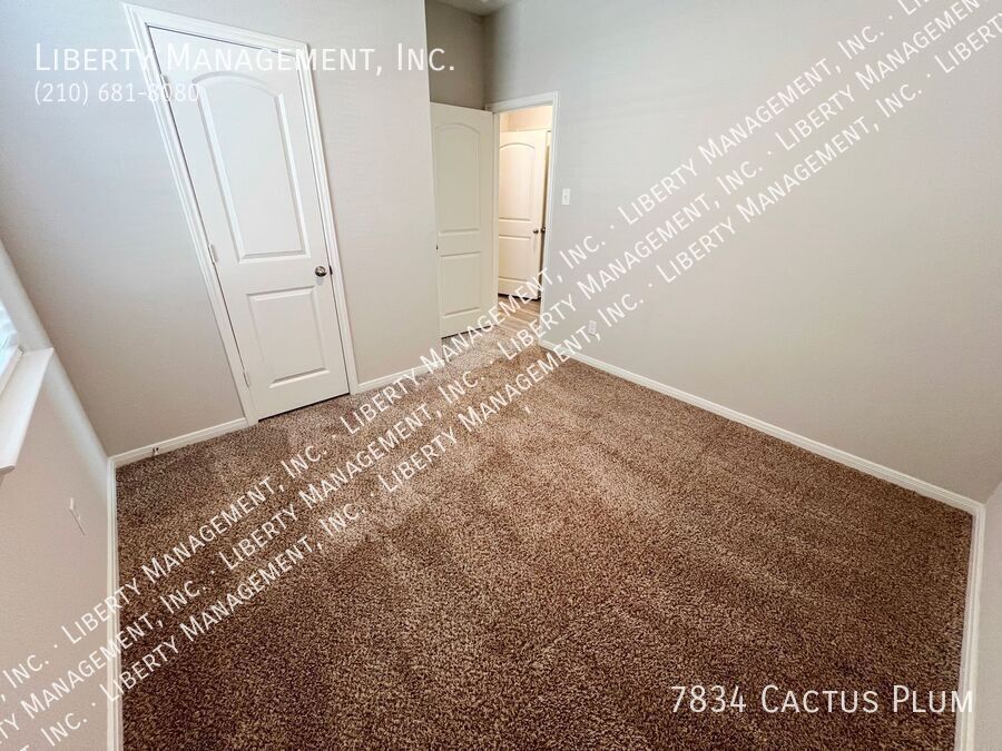 Single story 3 Bed, 2 Bath Home near Alamo Ranch property image