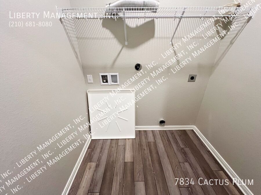 Single story 3 Bed, 2 Bath Home near Alamo Ranch property image