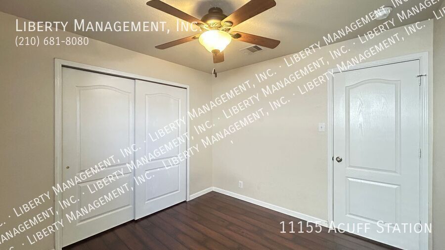 Beautiful and VERY Spacious 5 Bedroom, 3 Full Bath Home property image