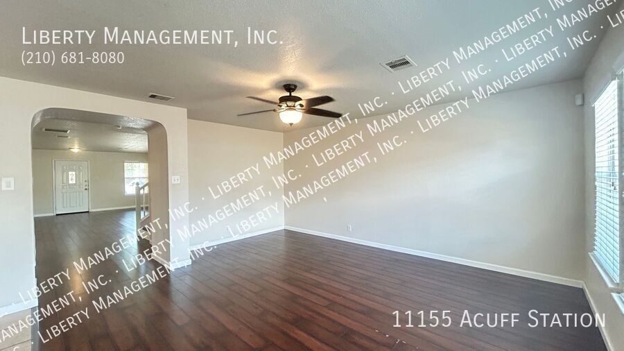 Beautiful and VERY Spacious 5 Bedroom, 3 Full Bath Home property image