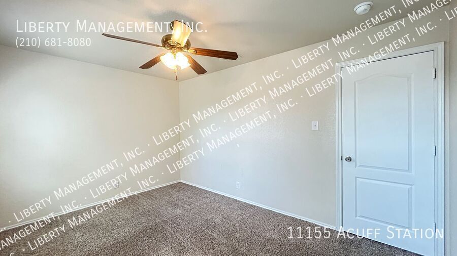 Beautiful and VERY Spacious 5 Bedroom, 3 Full Bath Home property image