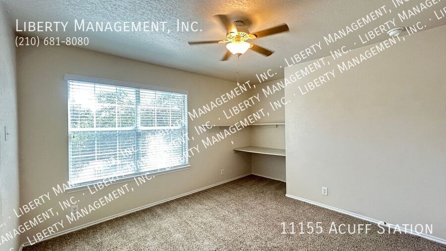 Beautiful and VERY Spacious 5 Bedroom, 3 Full Bath Home property image