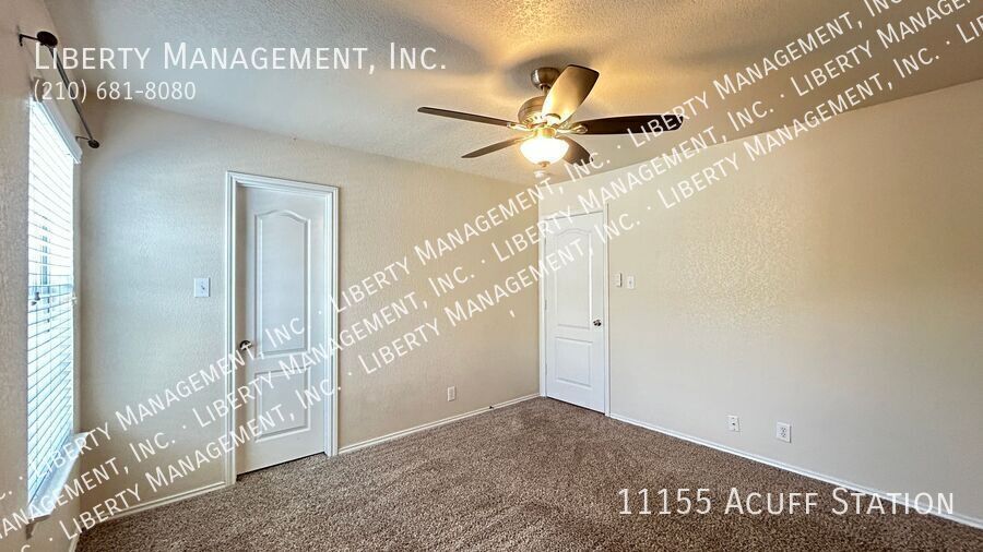 Beautiful and VERY Spacious 5 Bedroom, 3 Full Bath Home property image