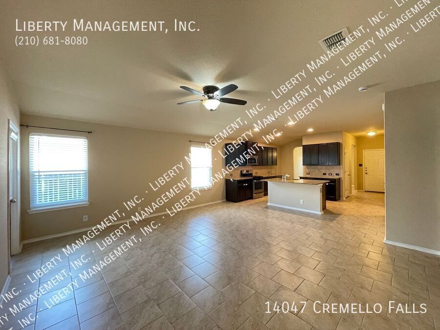 Single-story 3 Bed, 2 Bath Home in Valley Ranch property image