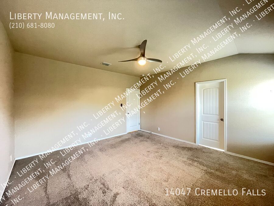 Single-story 3 Bed, 2 Bath Home in Valley Ranch property image