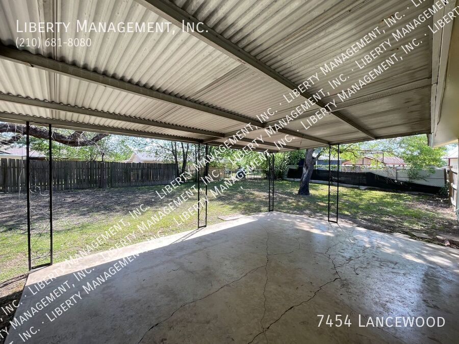 4 Bedroom, 1.5 Bath Home property image