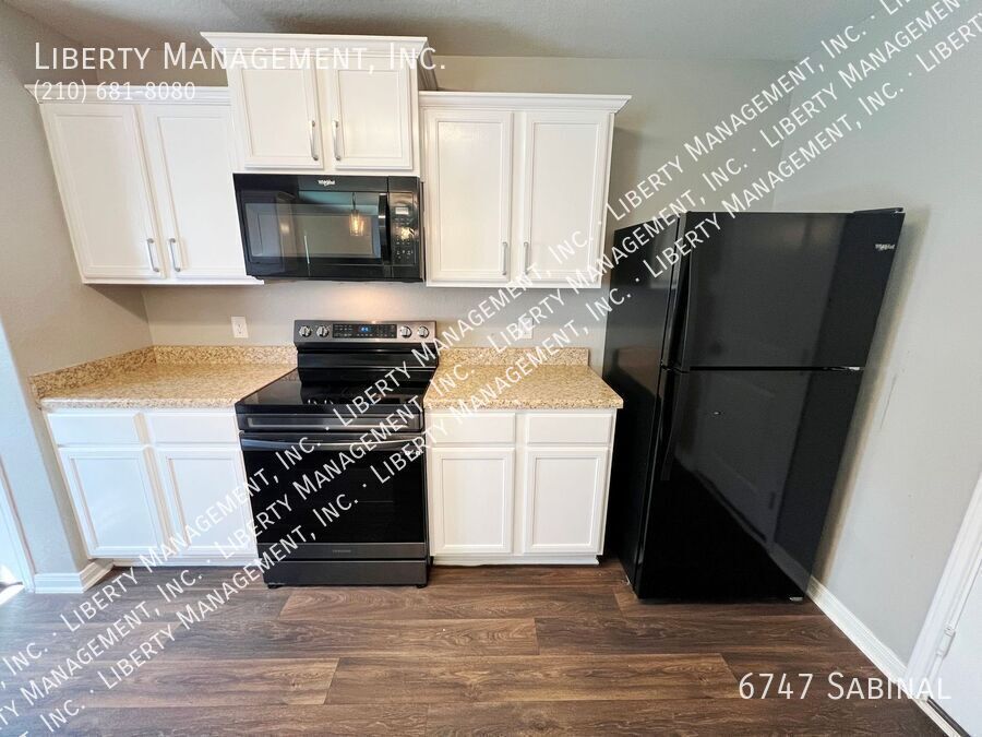 3 Bed, 2.5 Bath Home in Luckey Ranch property image