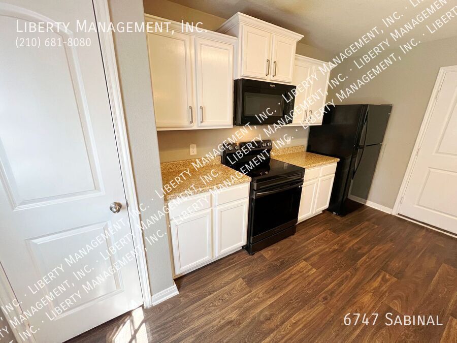 3 Bed, 2.5 Bath Home in Luckey Ranch property image