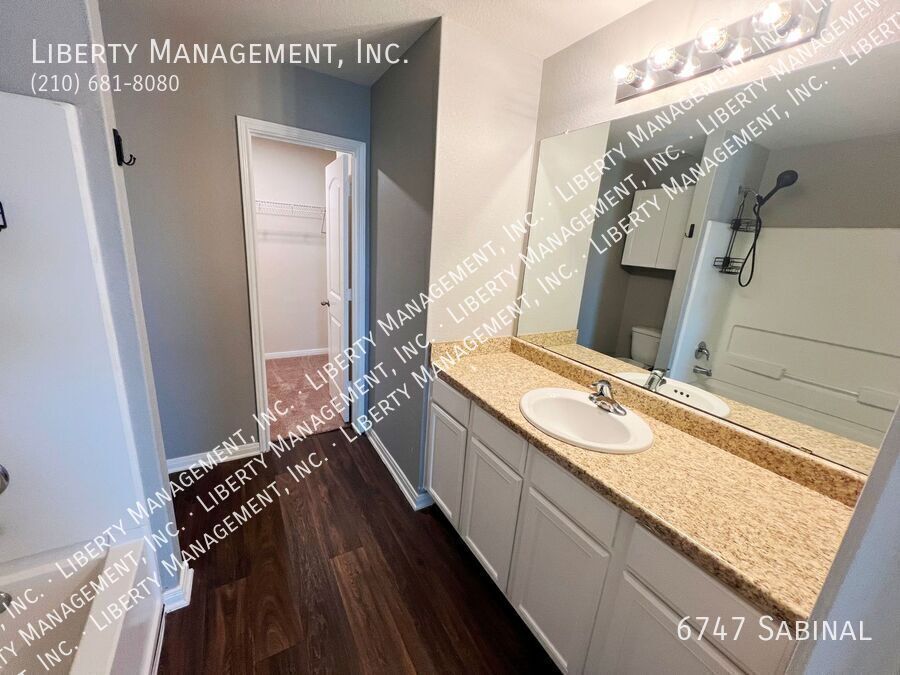 3 Bed, 2.5 Bath Home in Luckey Ranch property image