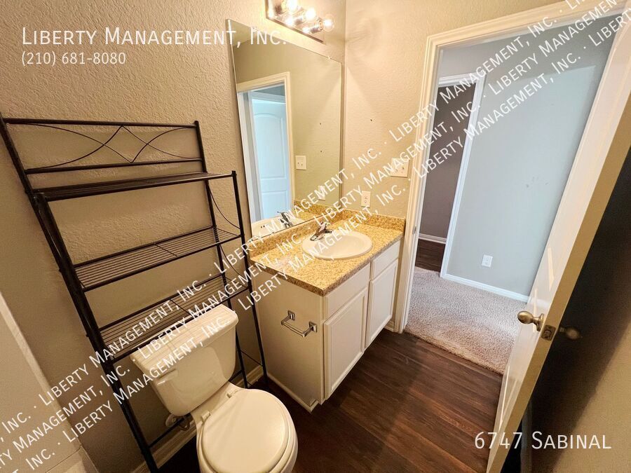 3 Bed, 2.5 Bath Home in Luckey Ranch property image