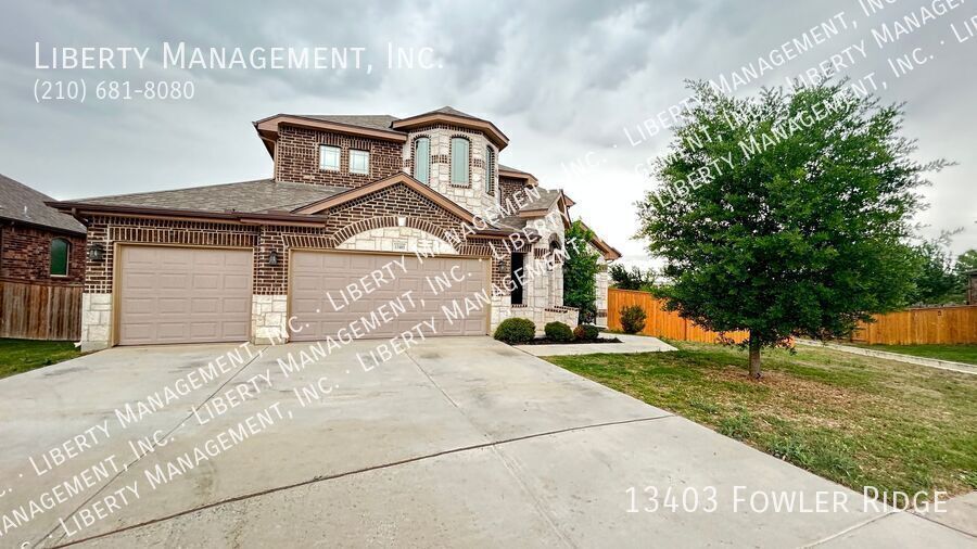 Stunning 4 Bedroom, 4 Bath Home on a Cul De Sac Lot with Scenic Views property image