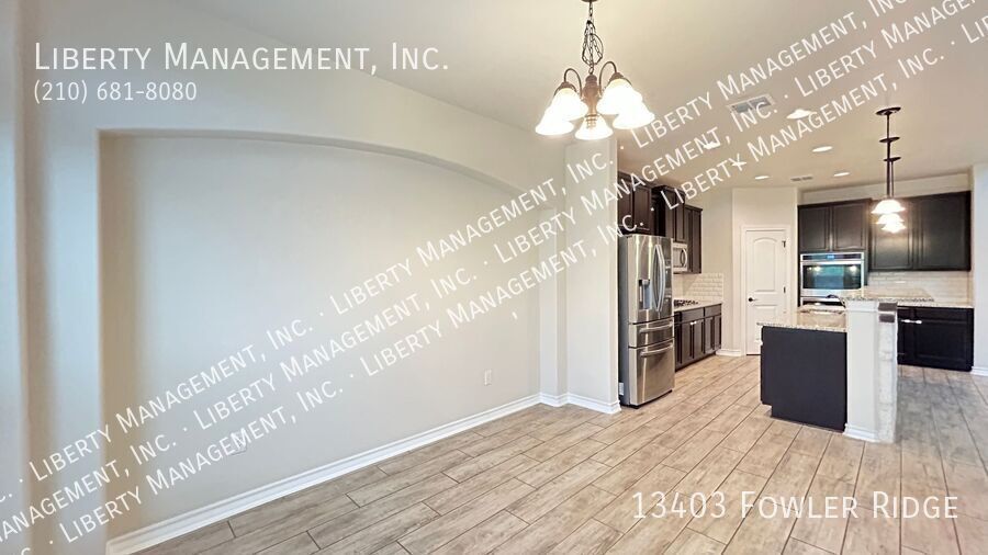 Stunning 4 Bedroom, 4 Bath Home on a Cul De Sac Lot with Scenic Views property image