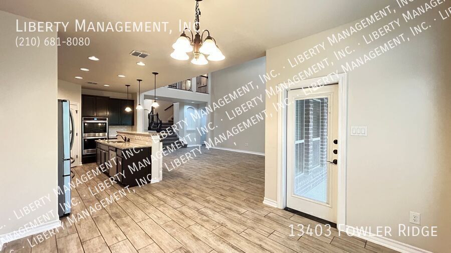 Stunning 4 Bedroom, 4 Bath Home on a Cul De Sac Lot with Scenic Views property image