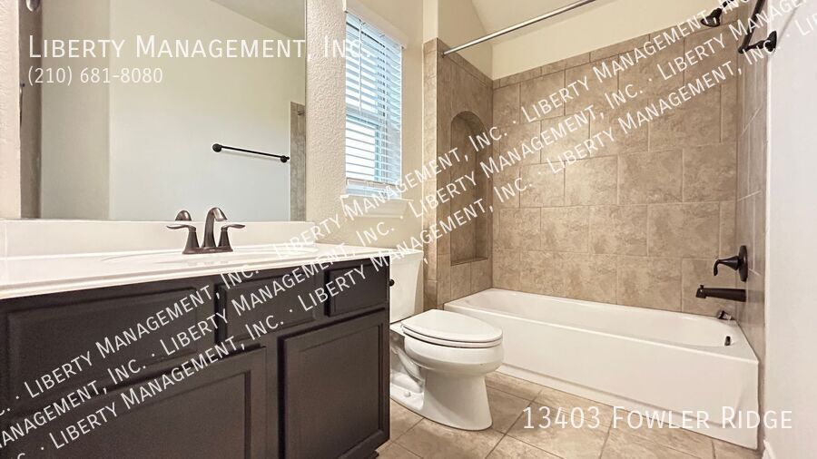 Stunning 4 Bedroom, 4 Bath Home on a Cul De Sac Lot with Scenic Views property image