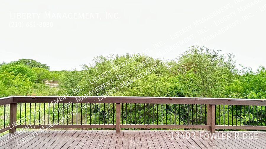 Stunning 4 Bedroom, 4 Bath Home on a Cul De Sac Lot with Scenic Views property image