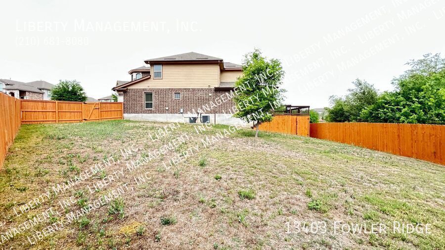 Stunning 4 Bedroom, 4 Bath Home on a Cul De Sac Lot with Scenic Views property image