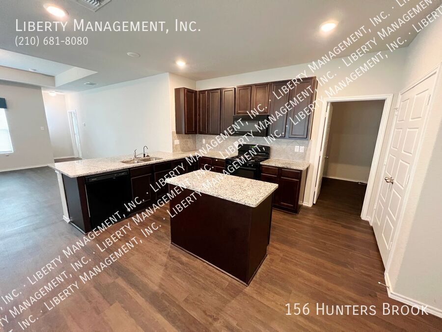 4 Bed, 2.5 Bath Home property image