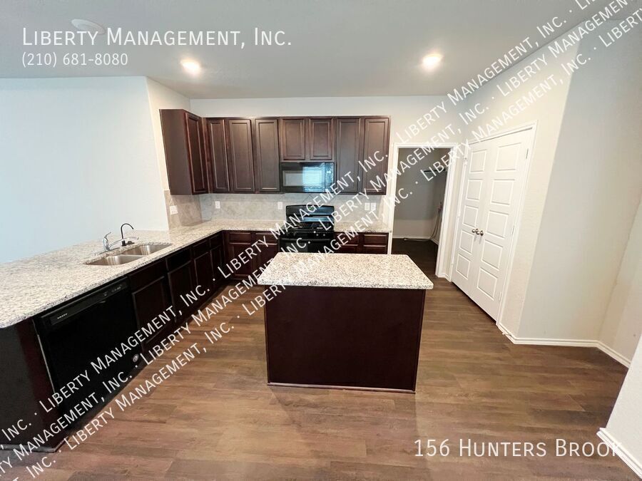 4 Bed, 2.5 Bath Home property image