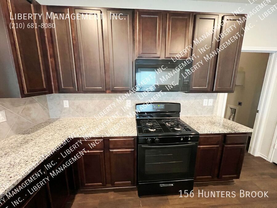 4 Bed, 2.5 Bath Home property image