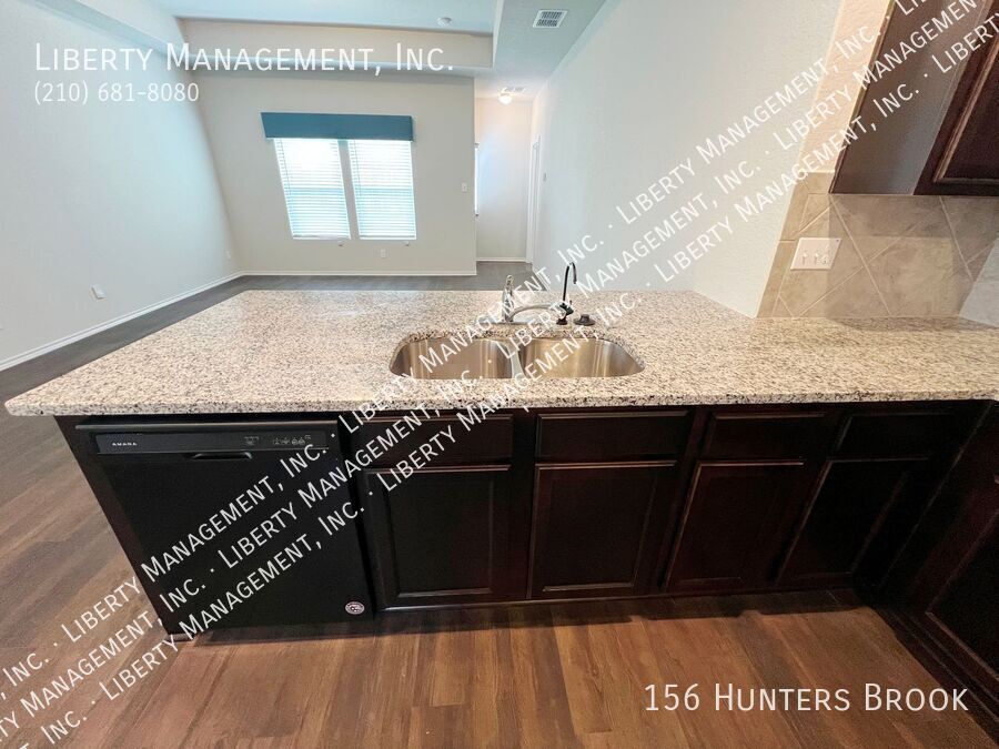 4 Bed, 2.5 Bath Home property image