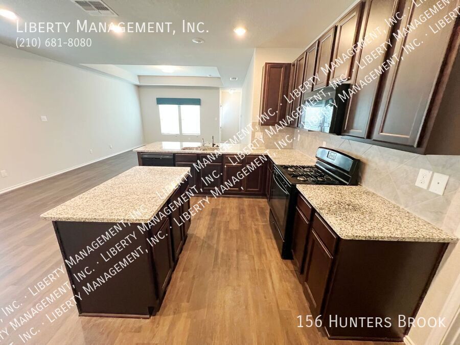 4 Bed, 2.5 Bath Home property image