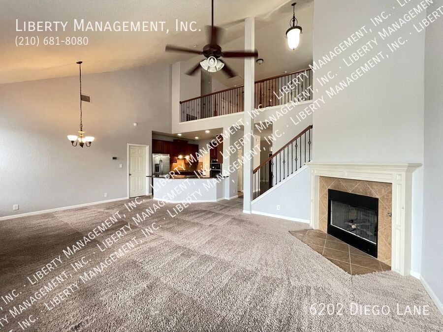 Stunning 4 Bedroom, 2 Bath Home in Alamo Ranch Featuring a Media/Theater Room! property image