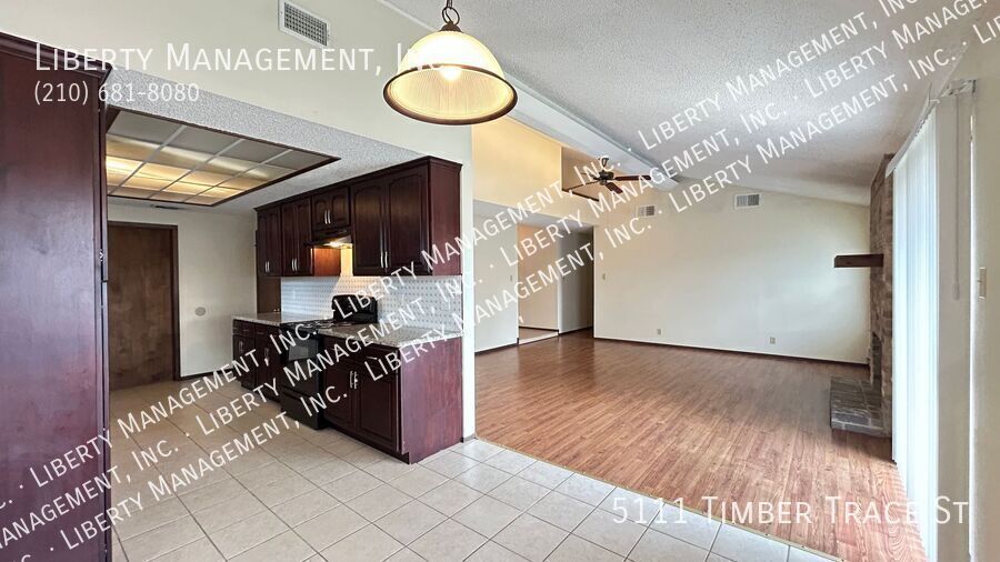 Beautiful 3 Bedroom, 2 Bath Home in Silver Creek! property image