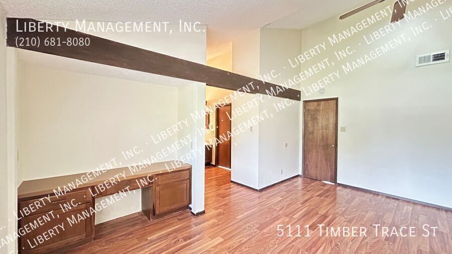 Beautiful 3 Bedroom, 2 Bath Home in Silver Creek! property image