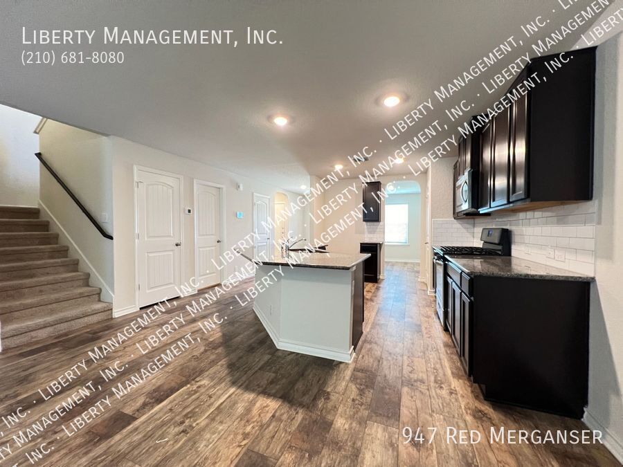 5 Bedroom, 3.5 Bath Home In Redbird Ranch Near Lackland AFB property image