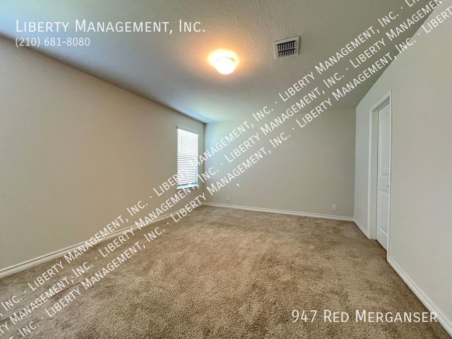 5 Bedroom, 3.5 Bath Home In Redbird Ranch Near Lackland AFB property image