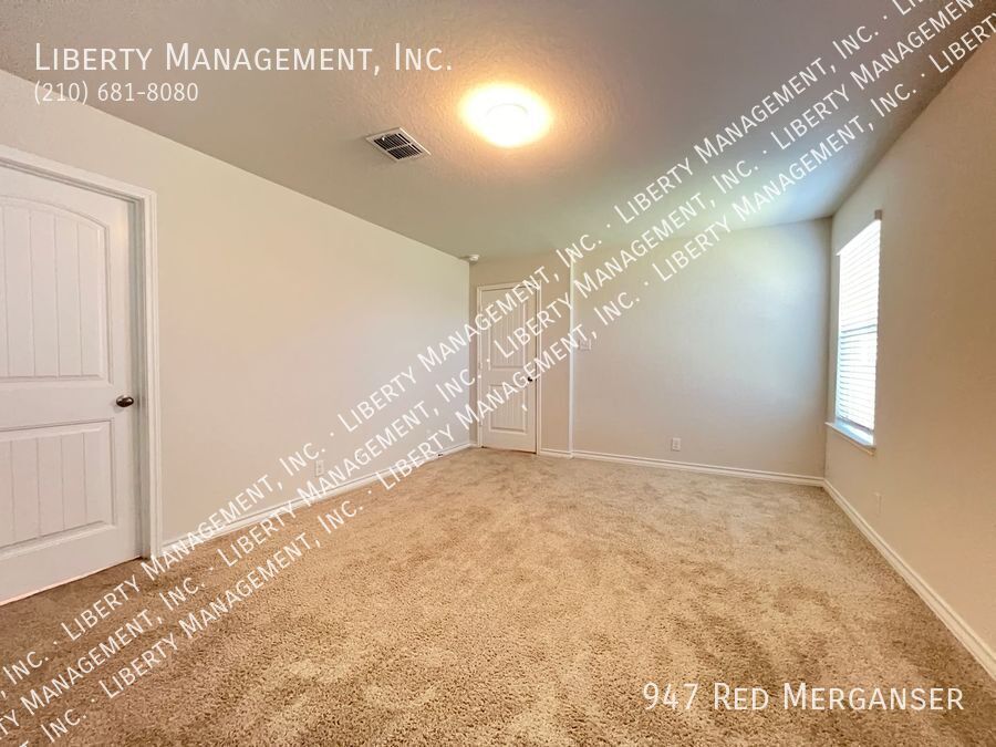 5 Bedroom, 3.5 Bath Home In Redbird Ranch Near Lackland AFB property image