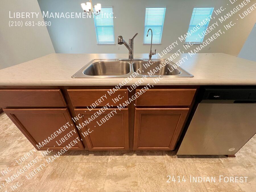 3 Bed, 2 Bath Home with Game/Flex Room property image