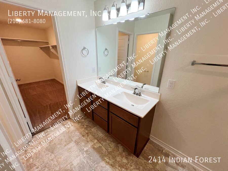 3 Bed, 2 Bath Home with Game/Flex Room property image