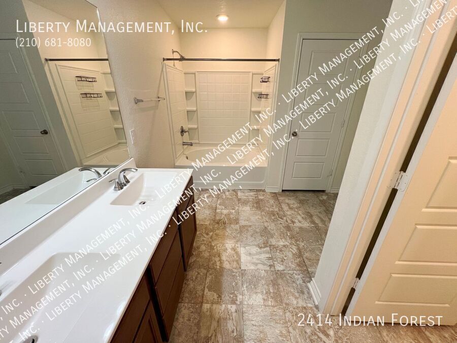 3 Bed, 2 Bath Home with Game/Flex Room property image