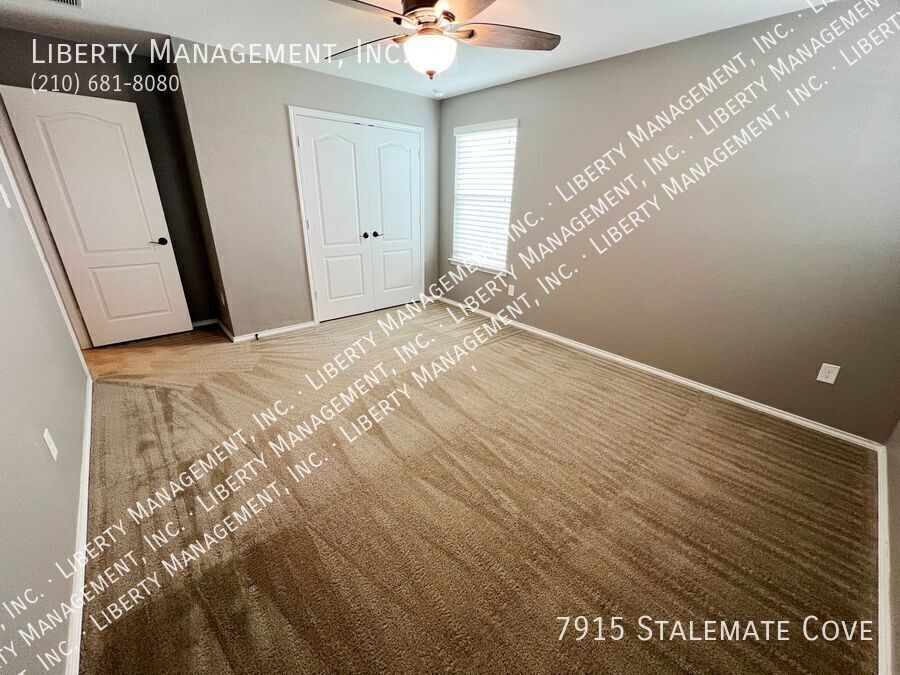 Spacious 5 Bed, 3.5 Bath Home on a 1/4 acre Cul-de-sac lot property image