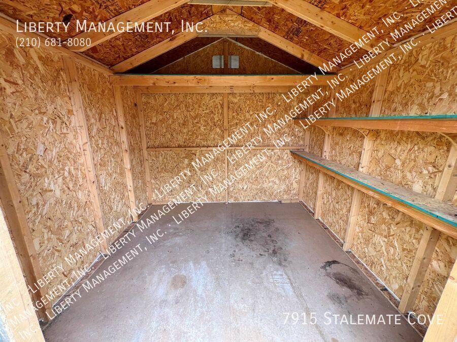 Spacious 5 Bed, 3.5 Bath Home on a 1/4 acre Cul-de-sac lot property image