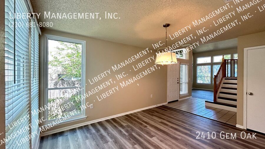 Recently Renovated 4 Bed, 2.5 Bath Home on a Cul-De-Sac property image