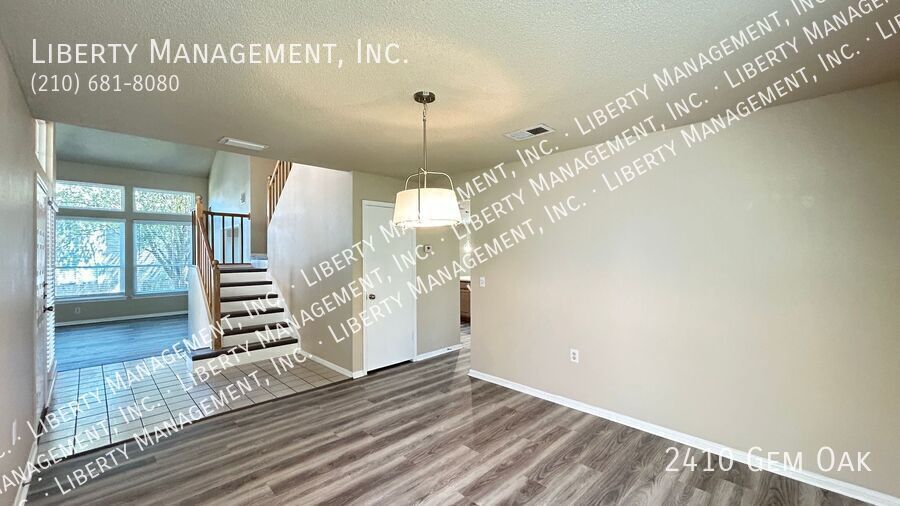 Recently Renovated 4 Bed, 2.5 Bath Home on a Cul-De-Sac property image