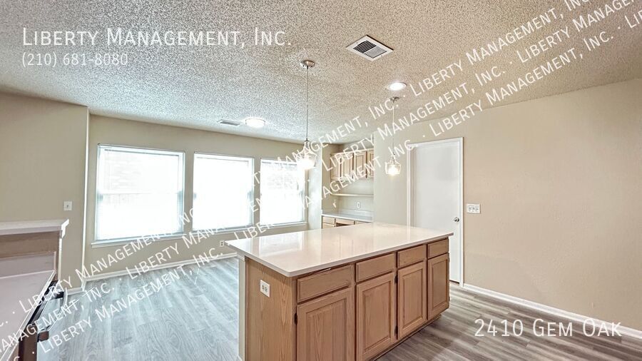 Recently Renovated 4 Bed, 2.5 Bath Home on a Cul-De-Sac property image