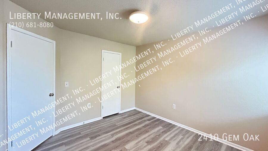 Recently Renovated 4 Bed, 2.5 Bath Home on a Cul-De-Sac property image