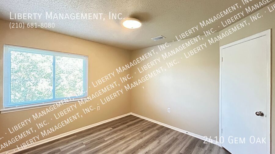 Recently Renovated 4 Bed, 2.5 Bath Home on a Cul-De-Sac property image