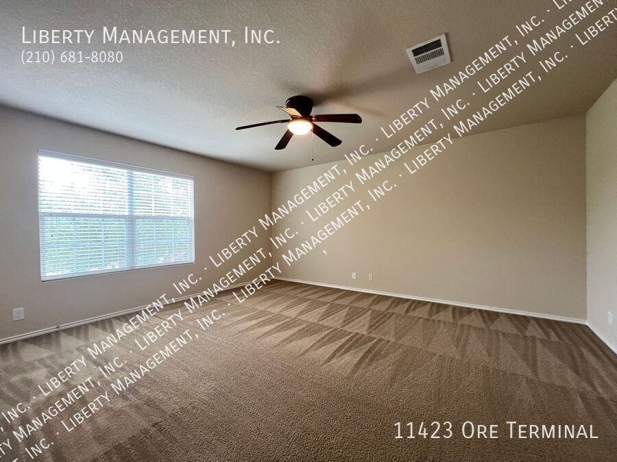 4 Bedroom, 2.5 Bath Home near Lackland AFB property image